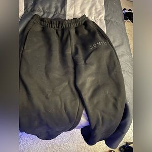 Comfrt Tranquil Sweatpants in Black - Size Small New without tags - never worn